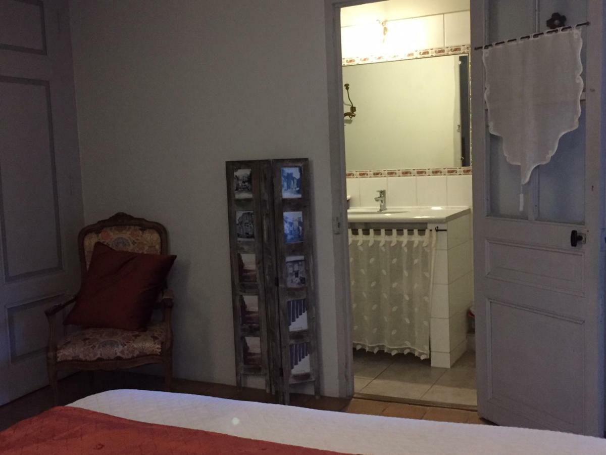 Bed and Breakfast Les Aiguieres En Provence Suze-la-Rousse Zewnętrze zdjęcie